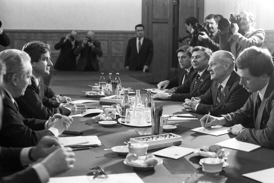 Meeting between N.Tikhonov and J.-P. Chevenement