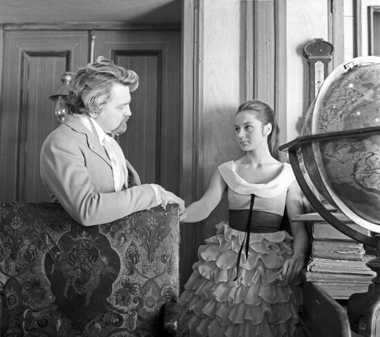 Still from movie "Nest of the Gentry"