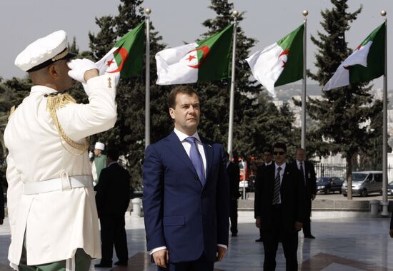 Dmitry Medvedev pays official visit to Algeria