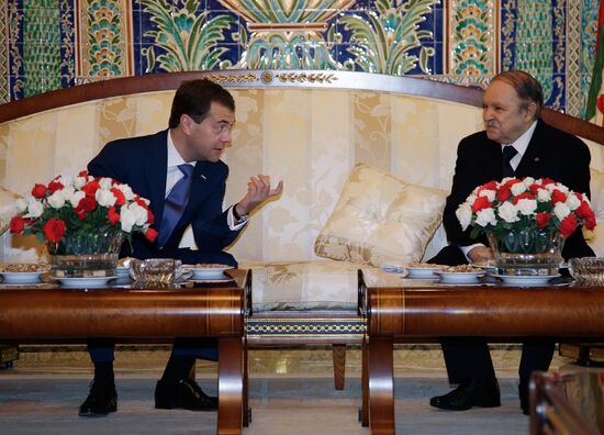Dmitry Medvedev pays official visit to Algeria