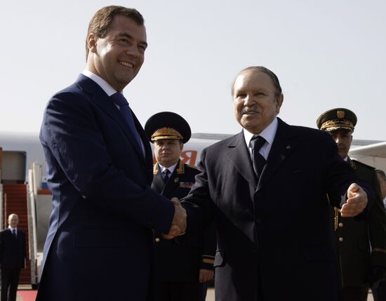 Dmitry Medvedev pays official visit to Algeria