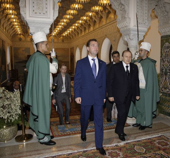 Dmitry Medvedev pays official visit to Algeria