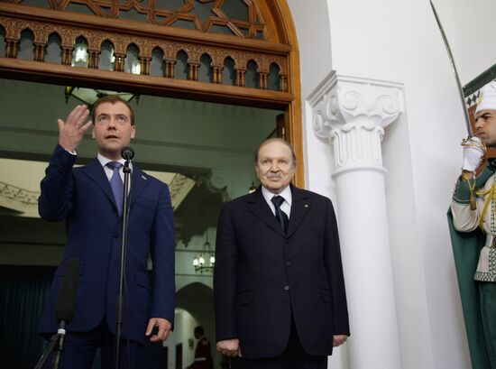 Dmitry Medvedev pays official visit to Algeria