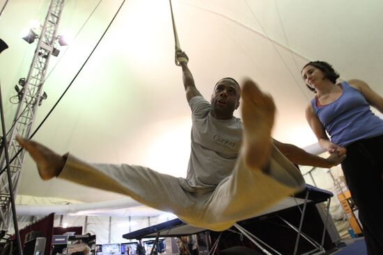 Cirque du Soleil's acrobats