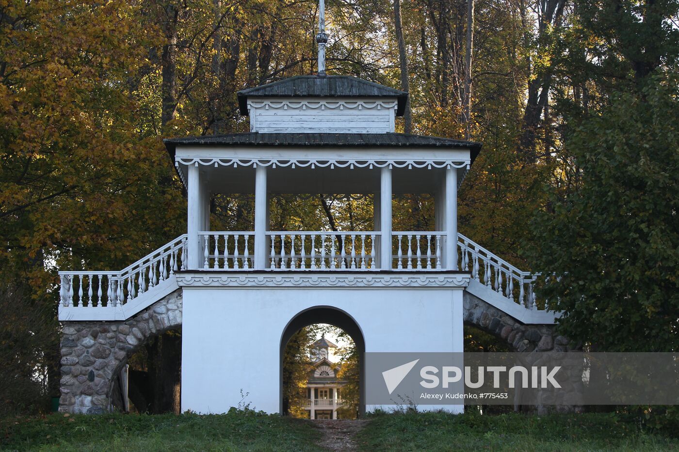 Petrovskoye Estate