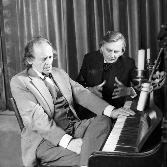 Yuri Yarvet and Victor Lorenz