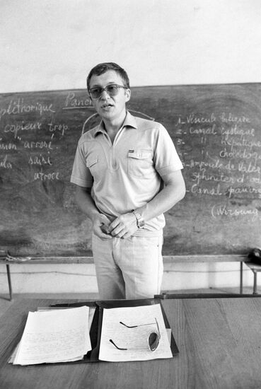 Doctor of medicine, surgeon A. Guz in Mali