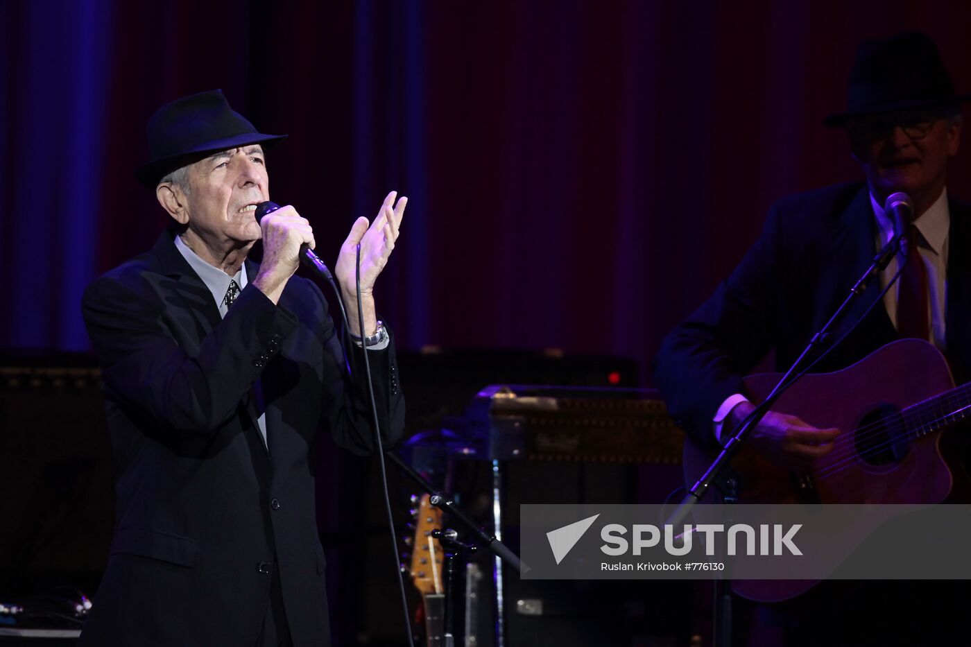 Leonard Cohen in concert, Moscow