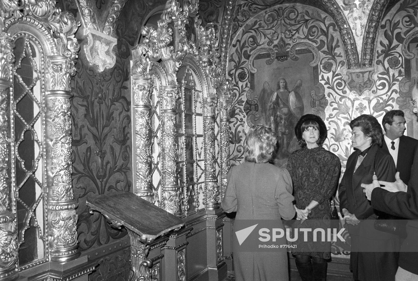 Mila Mulroney visiting Moscow Kremlin