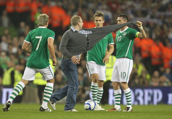 Football. Euro 2012 qualifier. Ireland vs. Russia