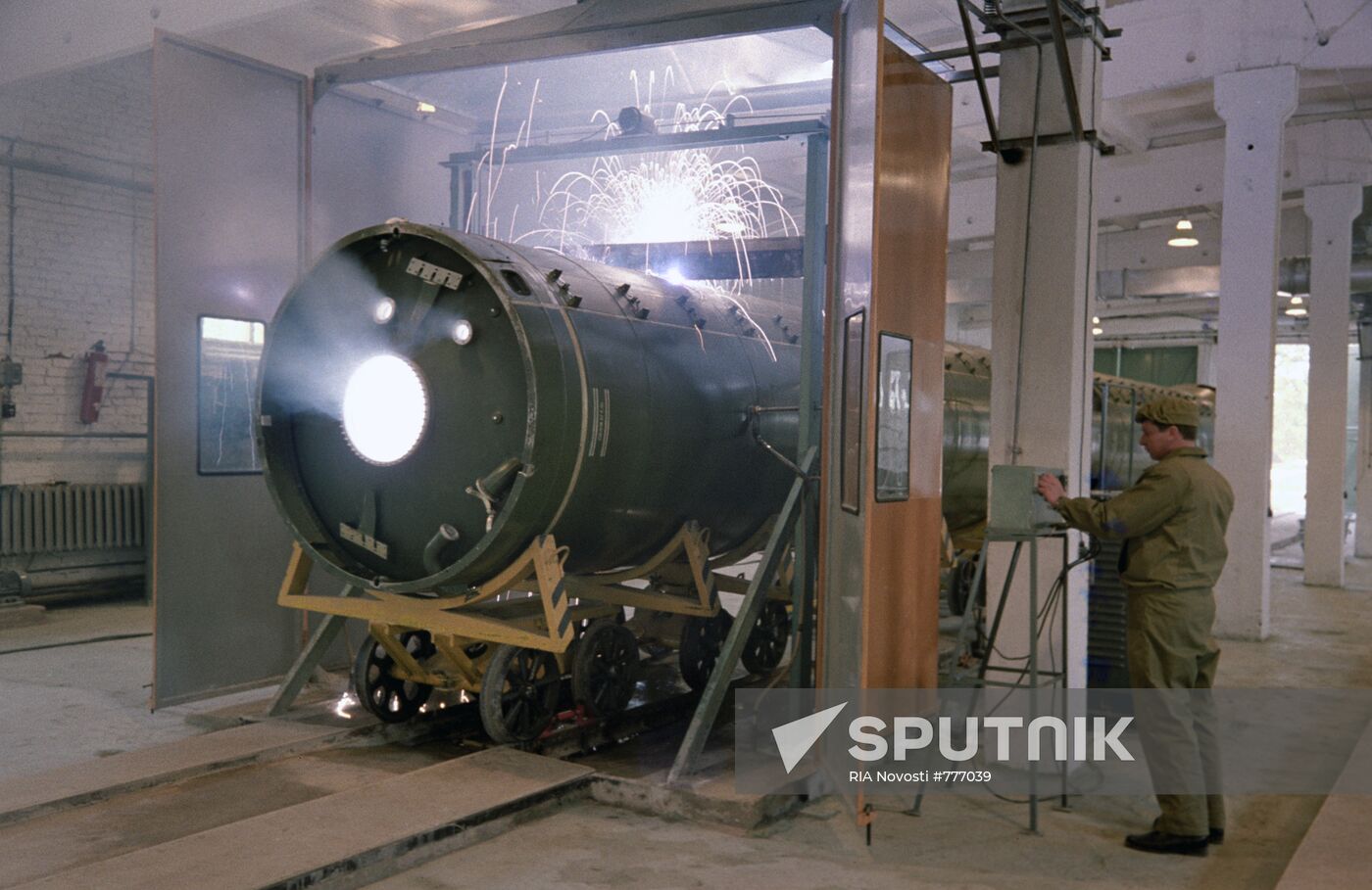 R-12 (SS-4 "Sandal") missiles elimination