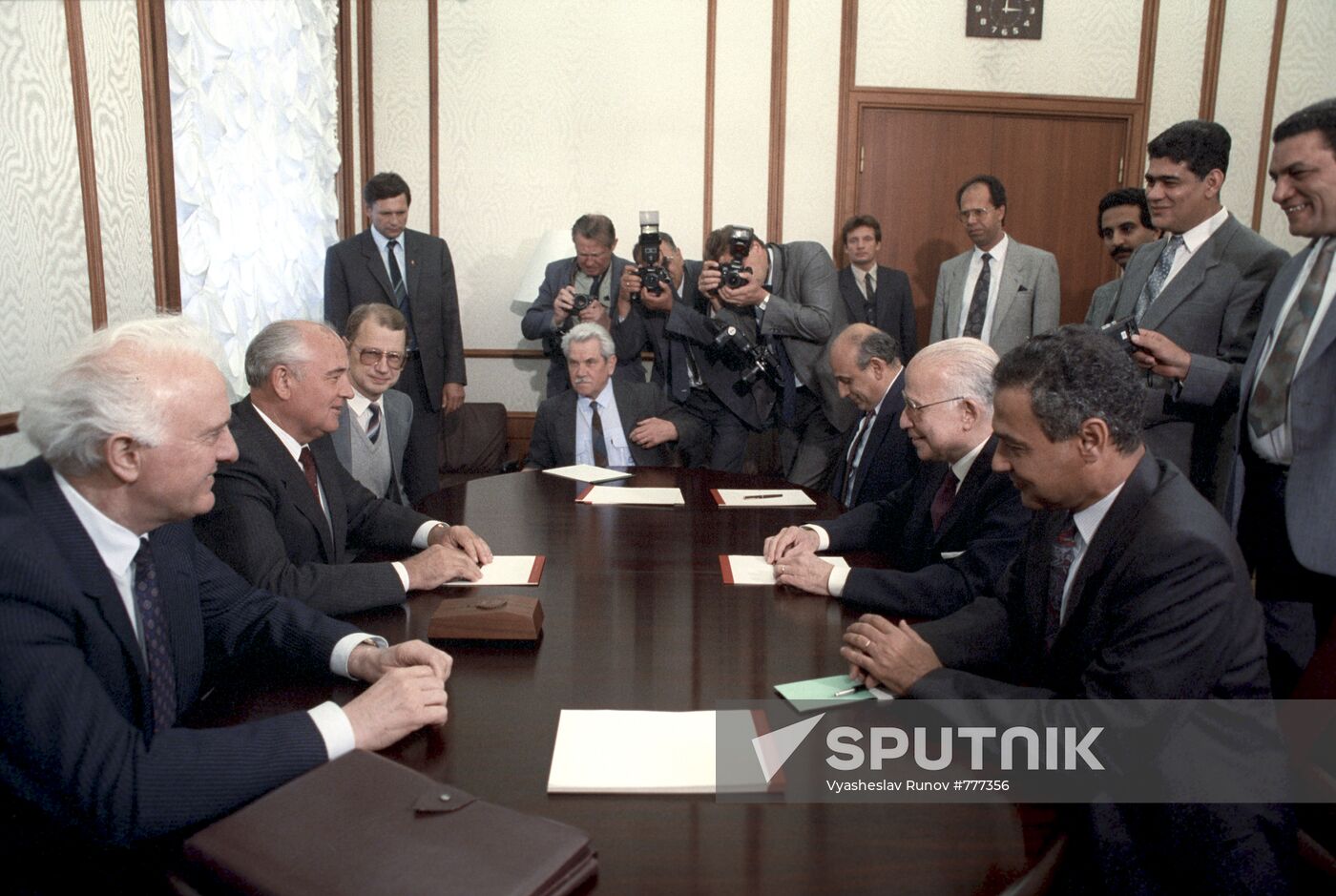 Mikhail Gorbachev meeting with Ahmed Asmat Abdel-Meguid