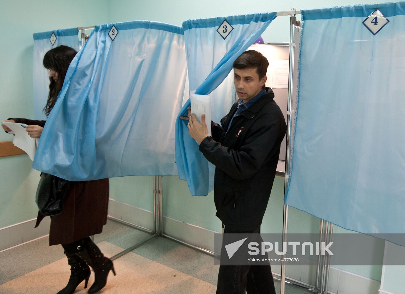 Tomsk residents vote in city 5th Duma election