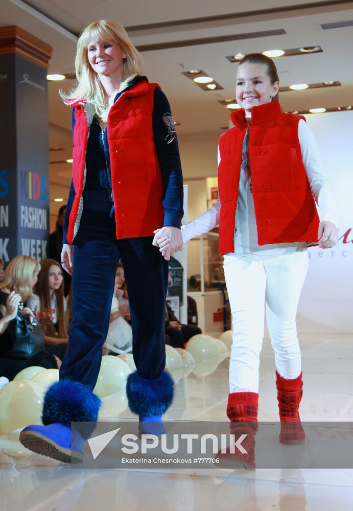 Yekaterina Liepa with daughter Kseniya