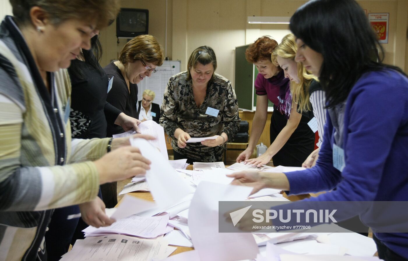 Electoral commission counts votes in Novosibirsk Region