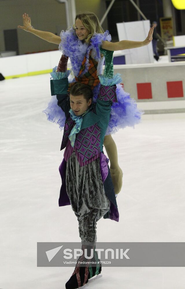 Alexei Yagudin and Maria Kovalyova