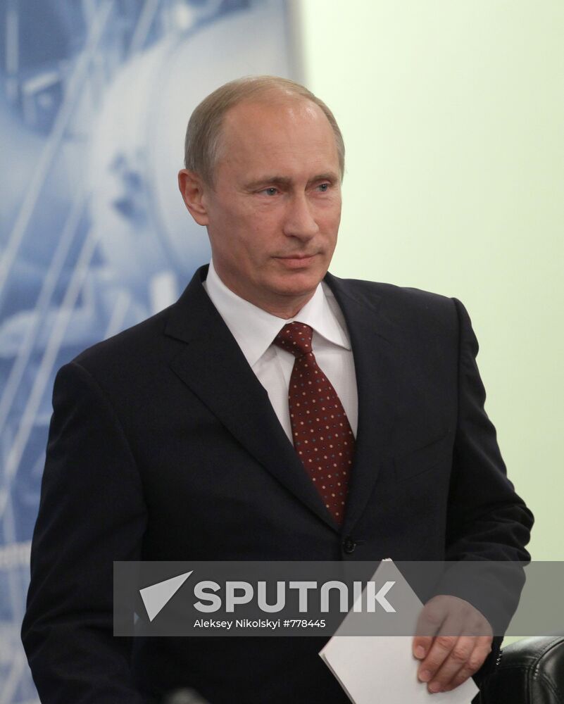 Vladimir Putin, Gas industry conference in Novy Urengoy