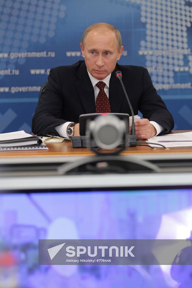 Vladimir Putin, Gas industry conference in Novy Urengoy