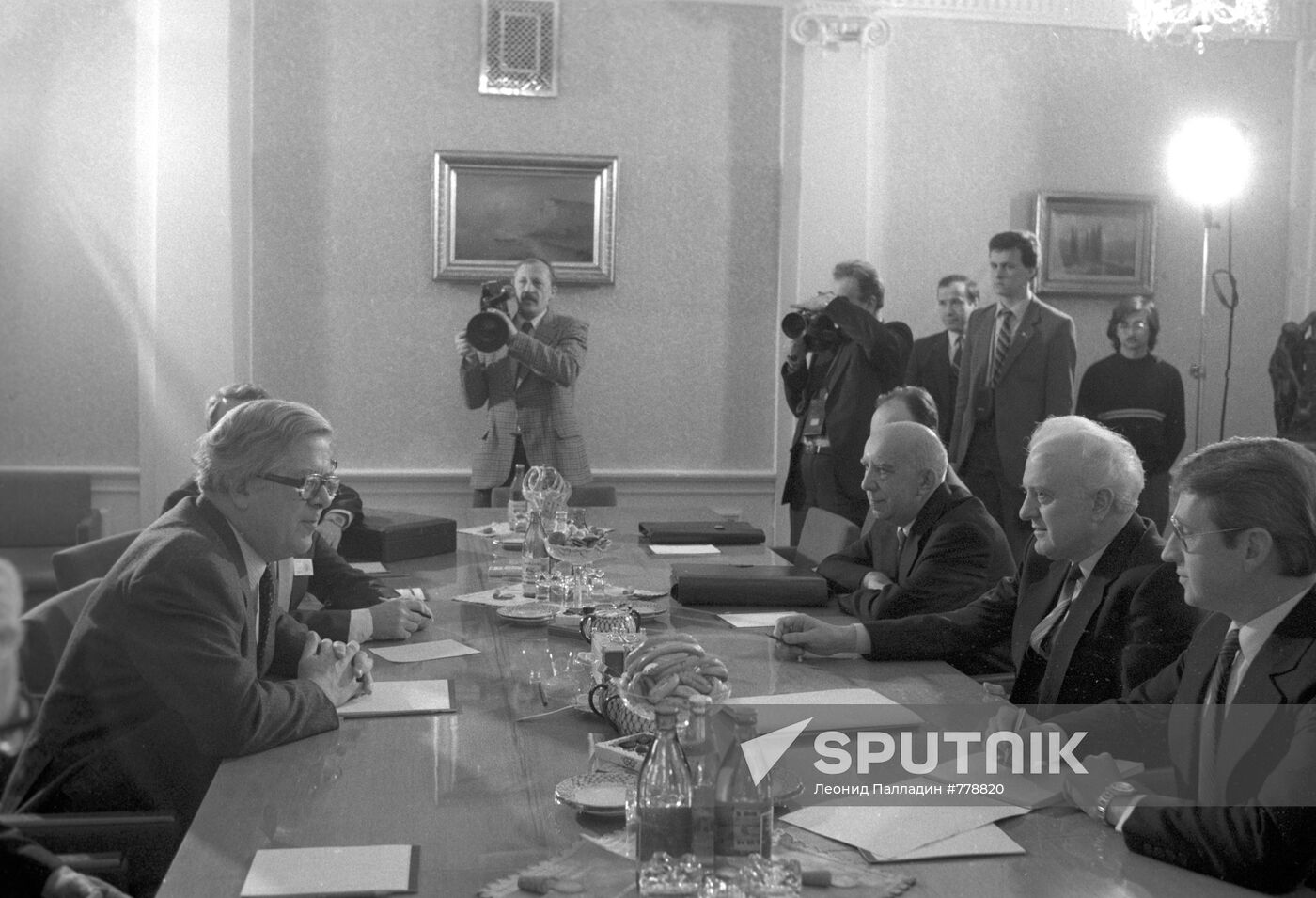 British Foreign Secretary Geoffrey Howe