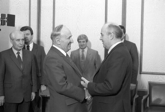 Mikhail Gorbachev and Todor Zhivkov