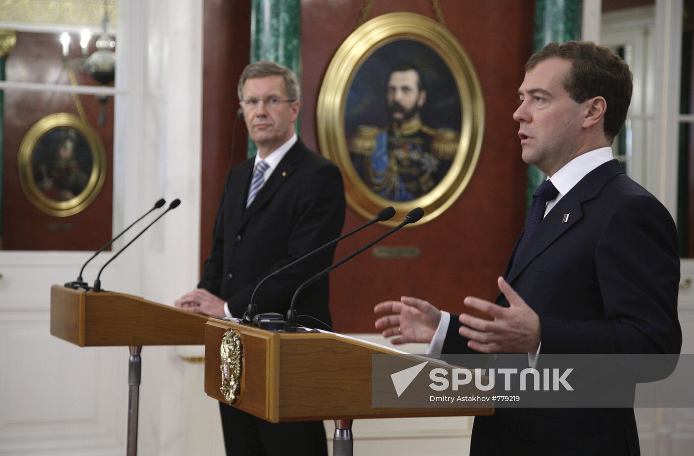 Dmitry Medvedev meets with Christian Wulff