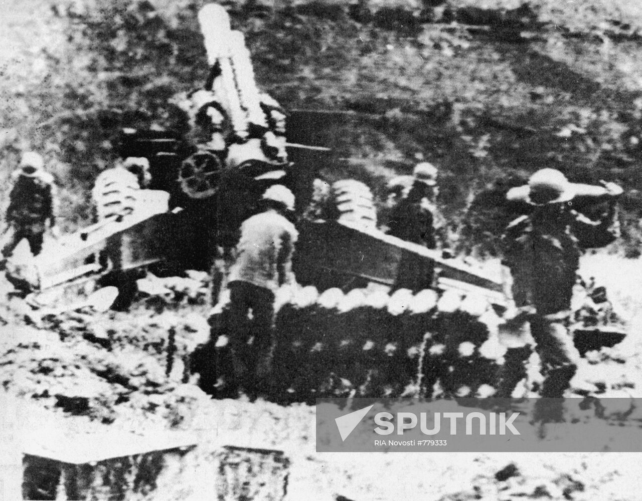 American artillery in Laos
