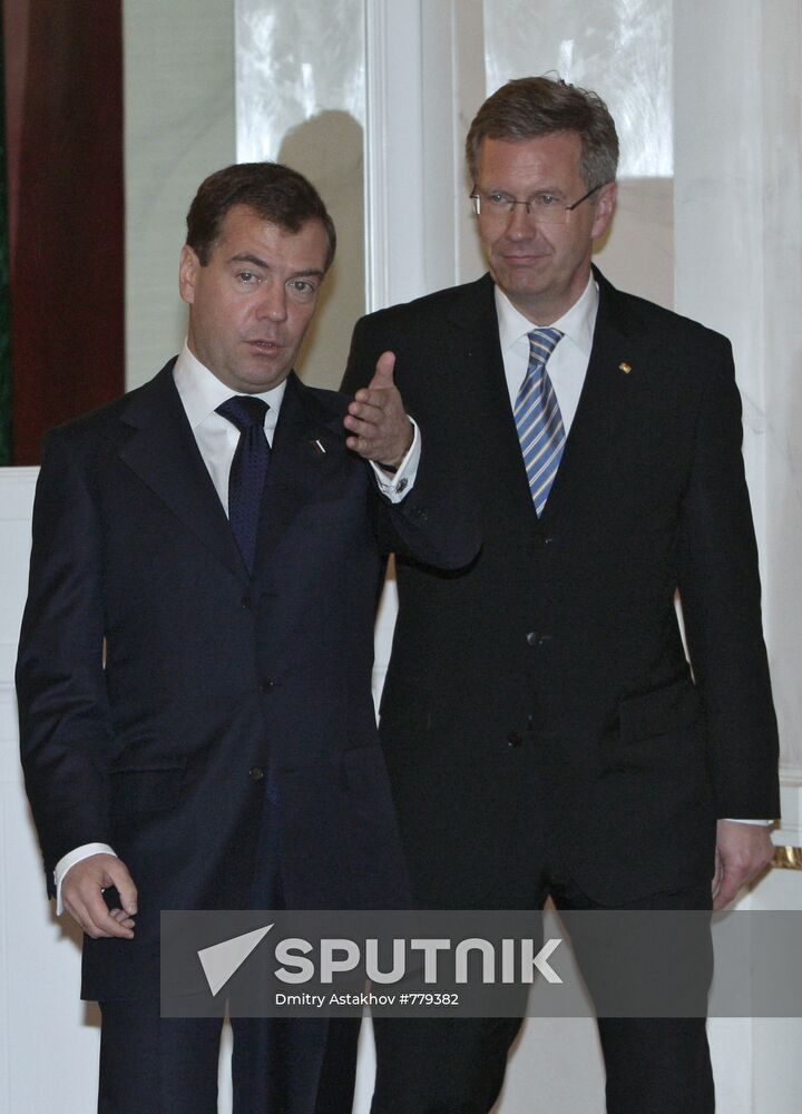 Dmitry Medvedev meets with Christian Wulff