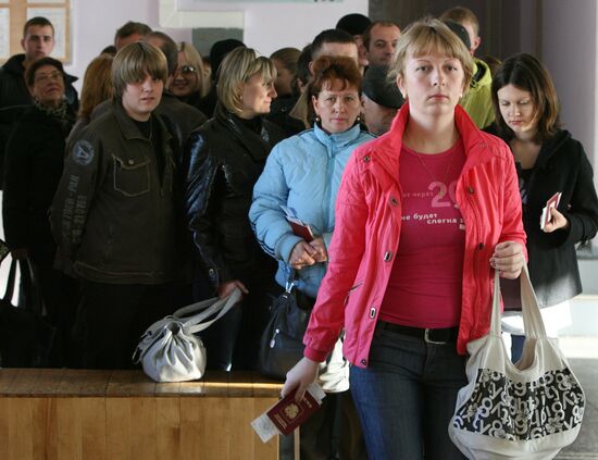 Russian nationals departing for China