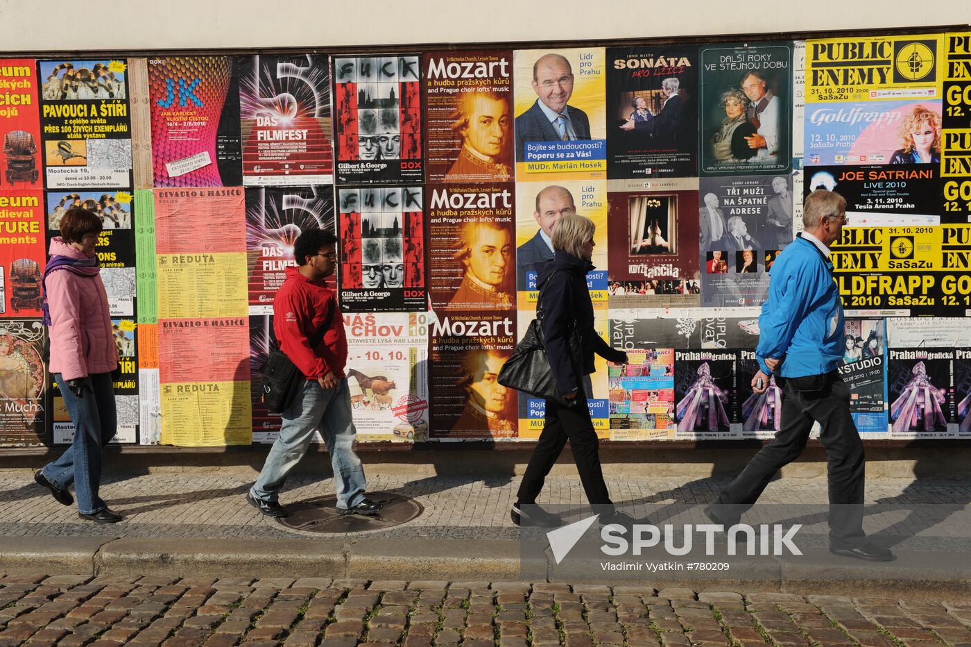Tourists in Prague center