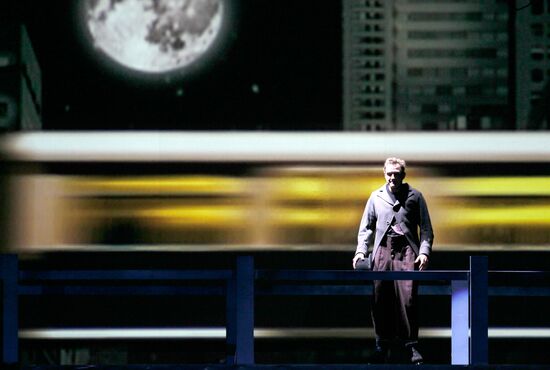 Dress rehearsal of "City Lights"