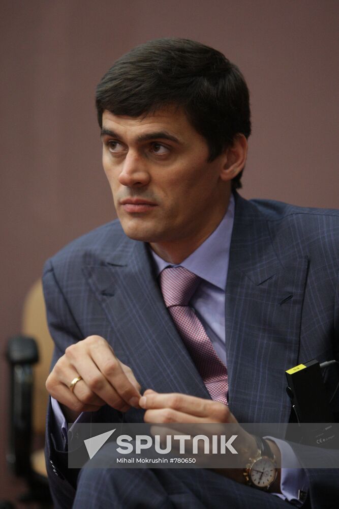 Alexander Popov