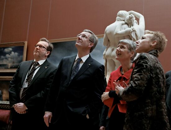 German President Christian Wulff visits the Russian Museum