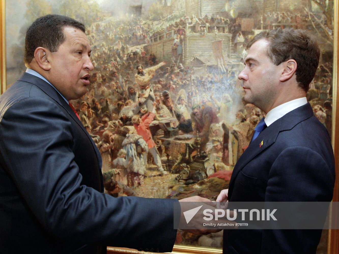 Dmitry Medvedev meets with Hugo Chavez