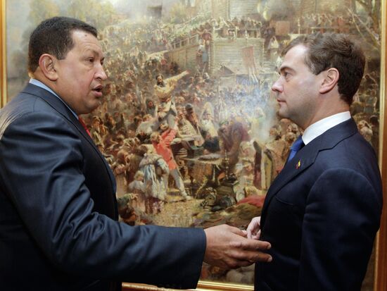 Dmitry Medvedev meets with Hugo Chavez