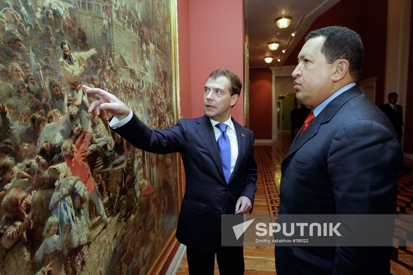 Dmitry Medvedev meets with Hugo Chavez