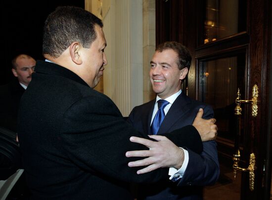 Dmitry Medvedev meets with Hugo Chavez