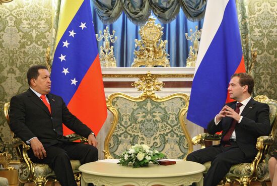 Dmitry Medvedev meets with Hugo Chavez