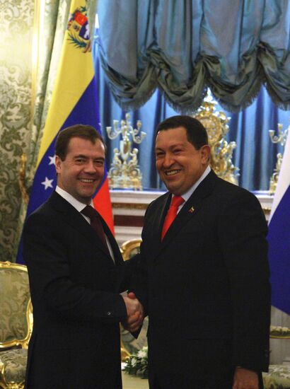 Dmitry Medvedev meets with Hugo Chavez