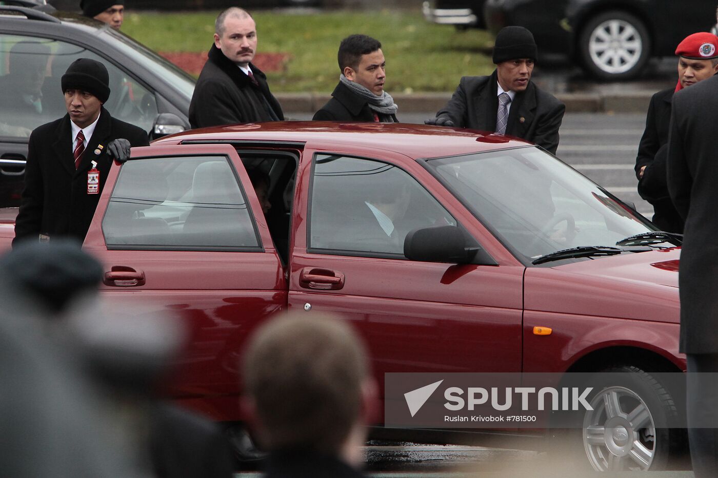 Unveiling foundation stone to Simon Bolivar monument
