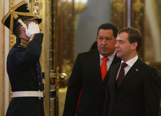Dmitry Medvedev meets with Hugo Chavez