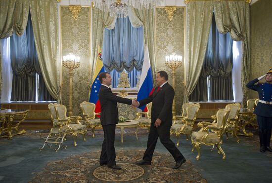 Dmitry Medvedev meets with Hugo Chavez
