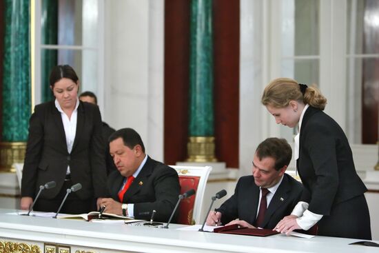 Dmitry Medvedev and Hugo Chavez