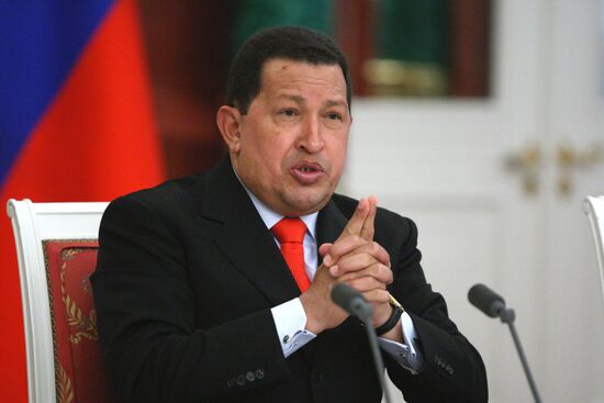 Dmitry Medvedev meets with Hugo Chavez