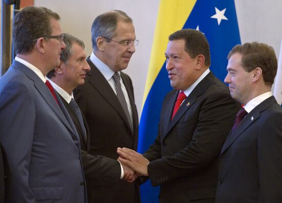 Dmitry Medvedev and Hugo Chavez