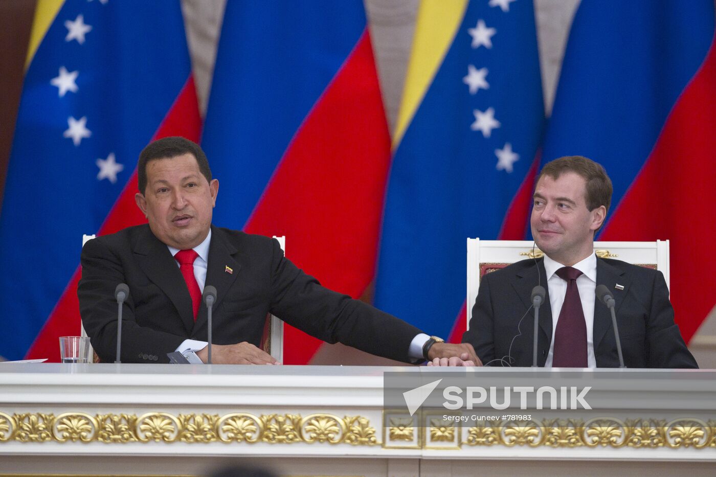 Dmitry Medvedev and Hugo Chavez