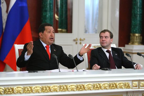 Dmitry Medvedev and Hugo Chavez