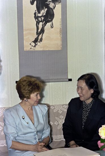 The visit of M. Gorbachev to the People's Republic of China
