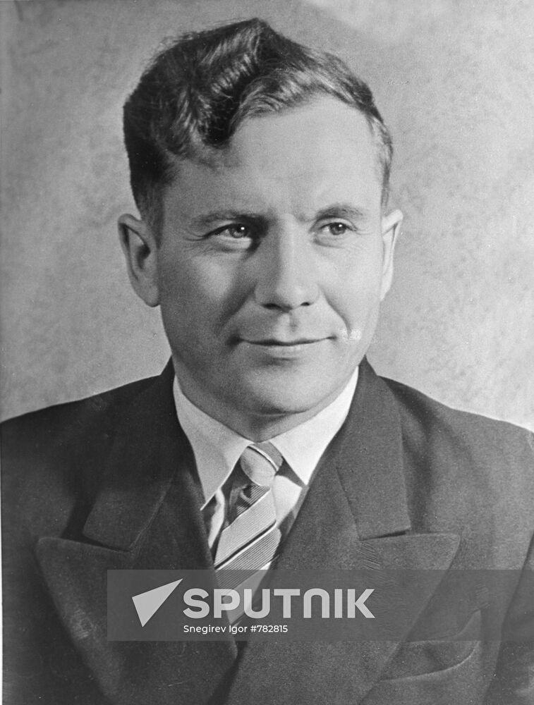 Pavel Popovich, Soviet pilot and cosmonaut