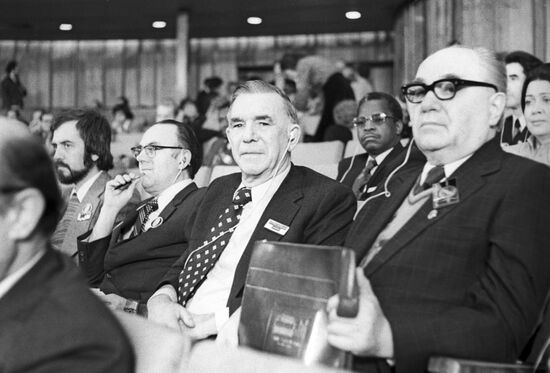 Alfred Dewhurst at World Forum of Peace Forces