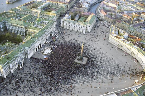 May 9 on Palace Square
